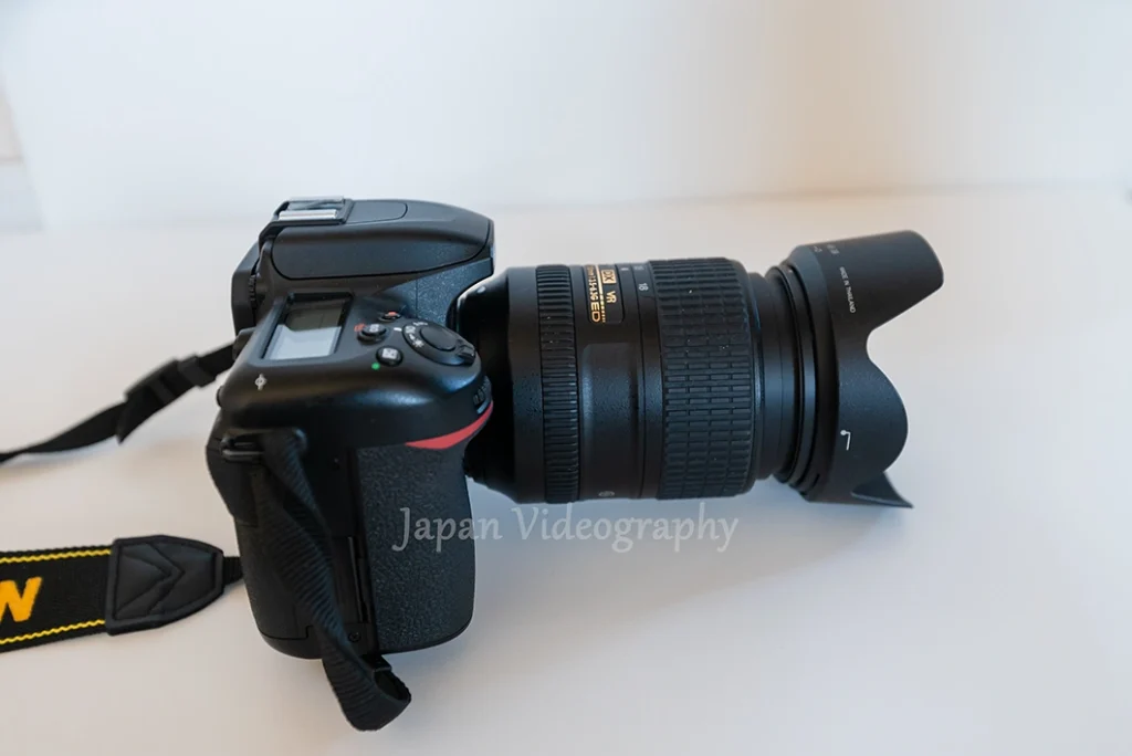 Nikon D7500ボディとAF-S NIKKOR 18-300mm f3.6-6.3G ED VR