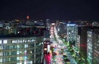 福岡県 博多駅ビルJR博多CITY展望テラスから眺める美しい夜景 | 福岡県福岡市