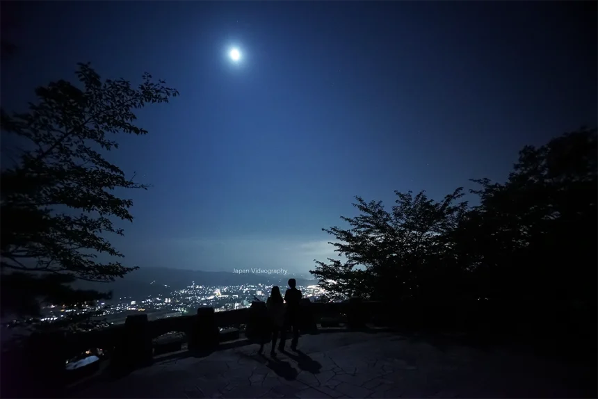 信夫山第二展望台の夜景 | 福島市街地を一望できる観光スポット | 福島県福島市