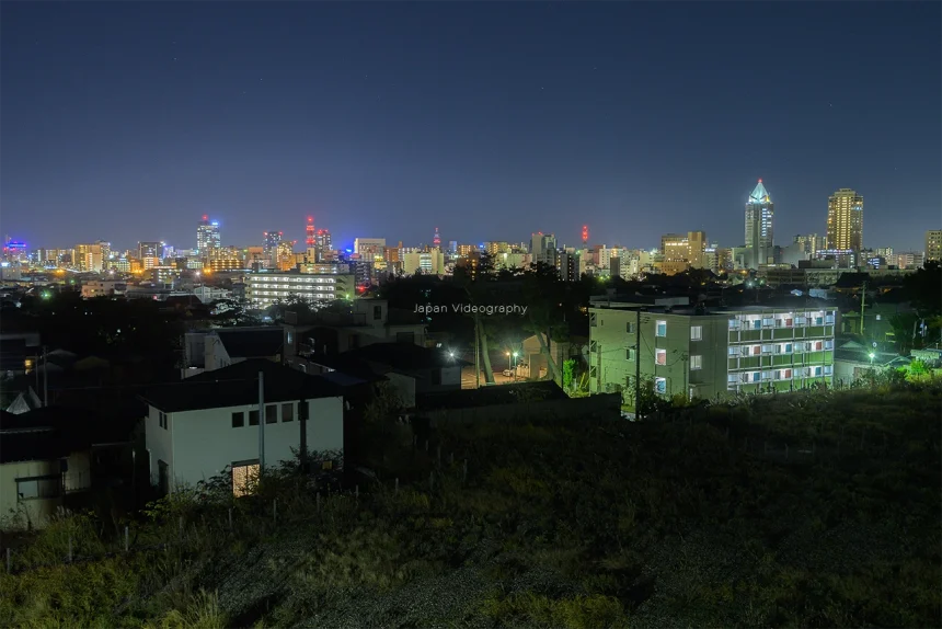 日本海の景色と新潟市内の夜景を観賞できる日和山展望台 | 新潟県新潟市