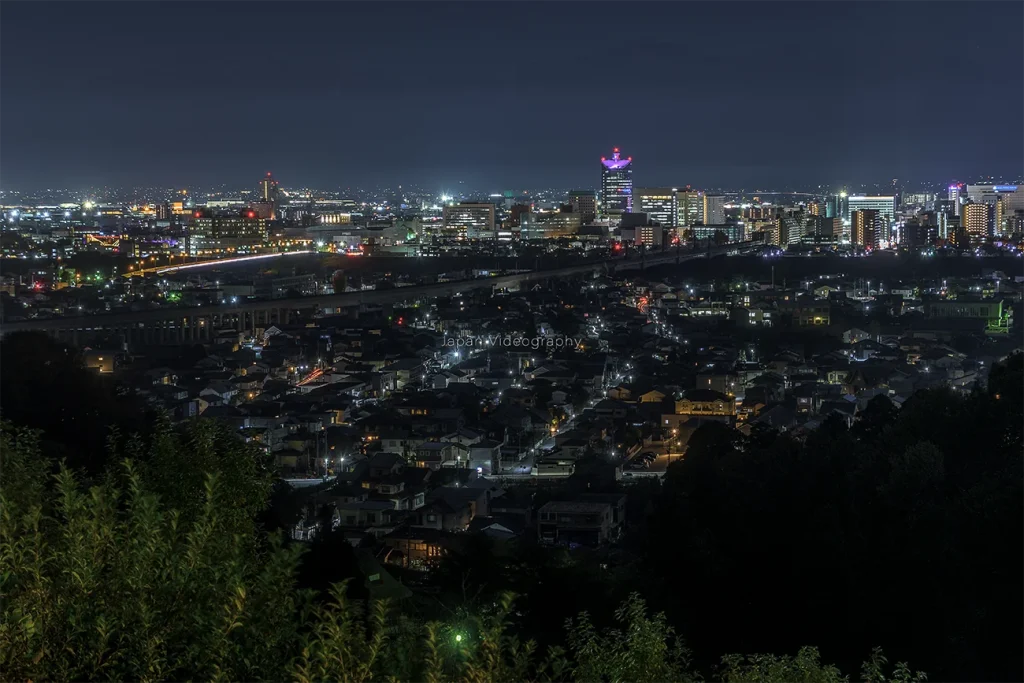 富山県富山市 呉羽山展望台から眺める富山市内の夜景