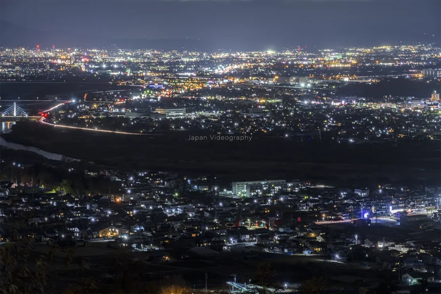 夜景100選の善光寺平を一望できる姨捨公園から眺める夜景 | 長野県千曲市